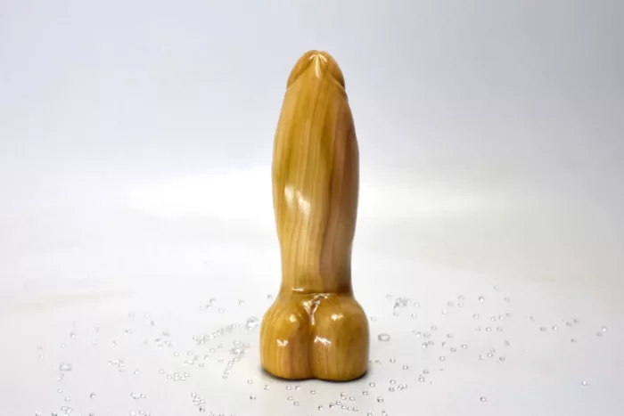 Monster wood dildo - Image 2
